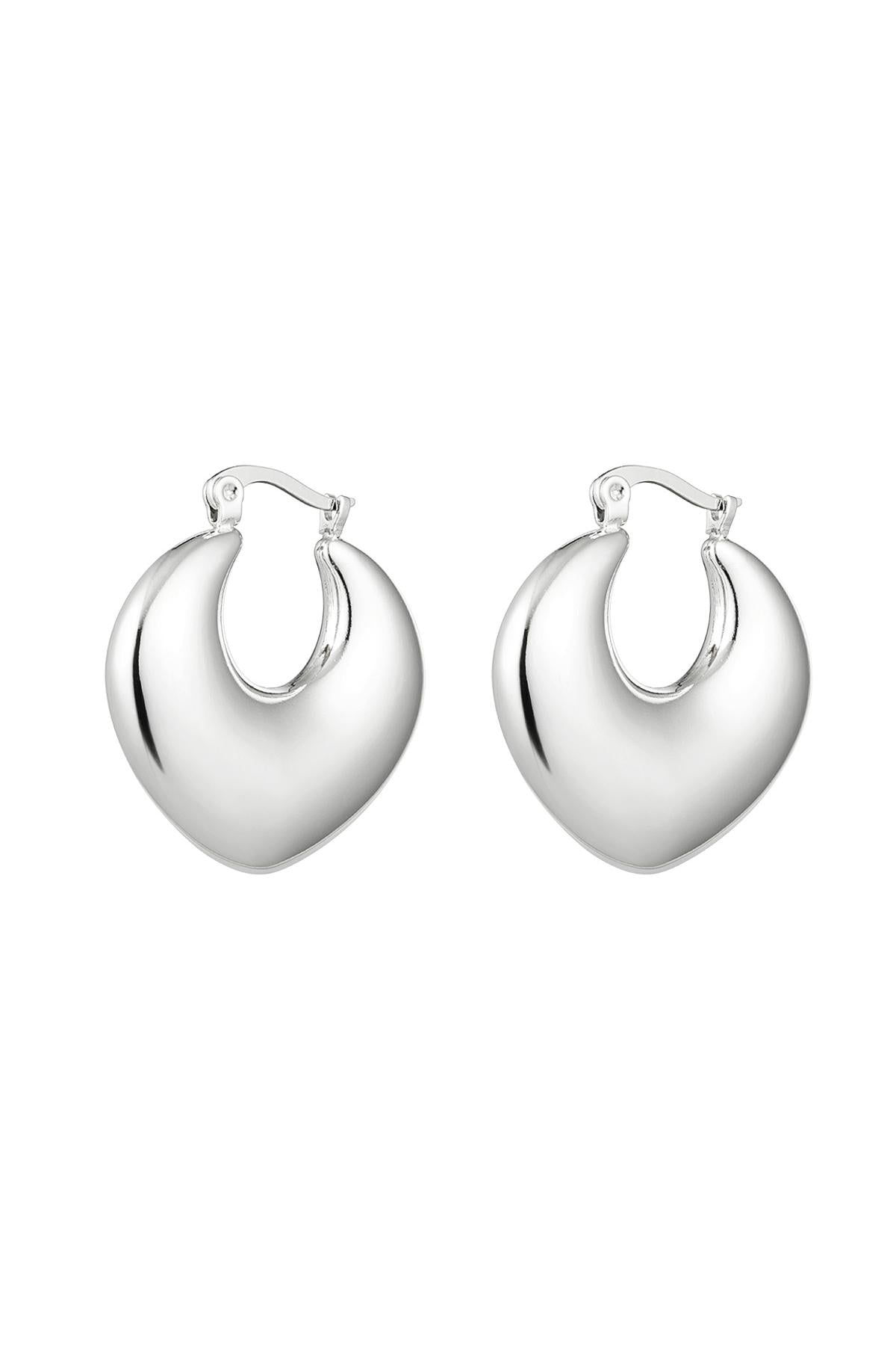 Chucky hoop earrings