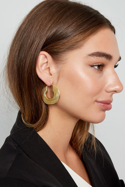 Oorbellen cut out